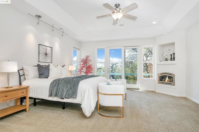 16096 Parkridge Ave, Sonora CA: https://media.crmls.org/mediaz/7a6a0e73-6ed9-4f30-91d1-441971e25088.jpg