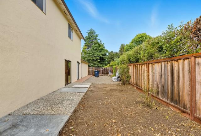 771 Sunshine Drive, Los Altos CA: https://media.crmls.org/mediaz/7a6aaf5a-2bb4-4ee7-881f-76d9e19e0809.jpg