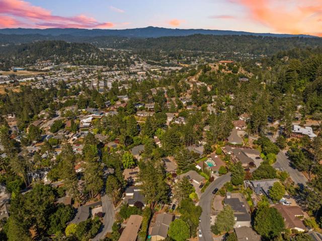 112 Alto Sol Court, Scotts Valley CA: https://media.crmls.org/mediaz/7a6ac649-66be-4d21-8c25-bf90b0aa1381.jpg
