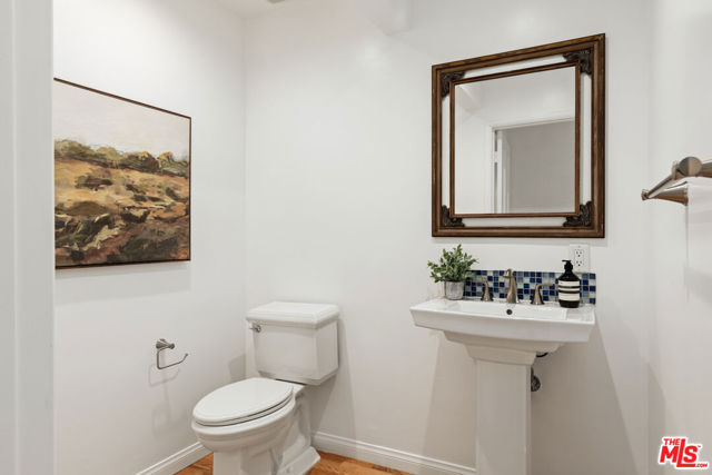 1741 Pier Avenue, Santa Monica CA: https://media.crmls.org/mediaz/7a6bcba6-f6d9-476b-b5a8-6e86947f159e.jpg
