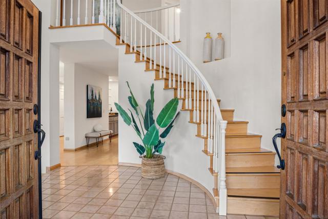5838 Yokohama Ct, San Diego CA: https://media.crmls.org/mediaz/7a6bd27d-2e84-4ba2-b329-cba4efa68045.jpg