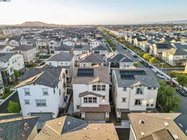 37898 Seafarer Road, Newark CA: https://media.crmls.org/mediaz/7a6c4f3d-a74e-46e9-b63c-0d4c8754db50.jpg