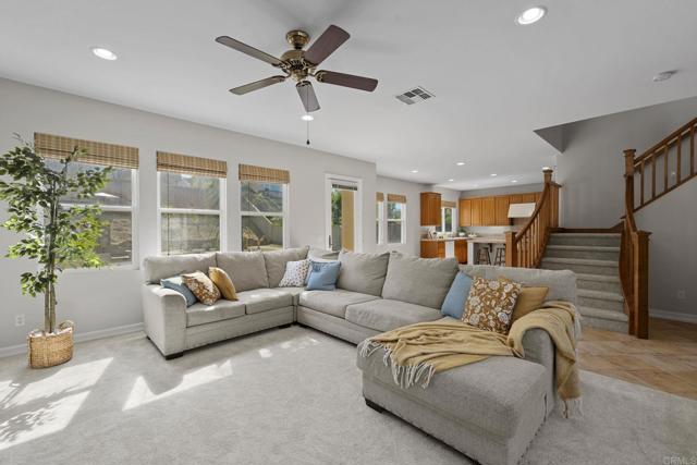 Detail Gallery Image 16 of 44 For 371 Plaza Toluca, Chula Vista,  CA 91914 - 5 Beds | 4 Baths