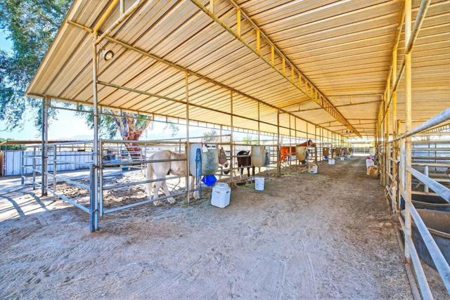 Image 5 of 49 For 20555 Mountain View Road