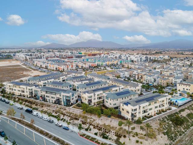 1855 Montage Ave, Chula Vista CA: https://media.crmls.org/mediaz/7a6d6a6d-9553-4422-9514-81563ab44f5a.jpg