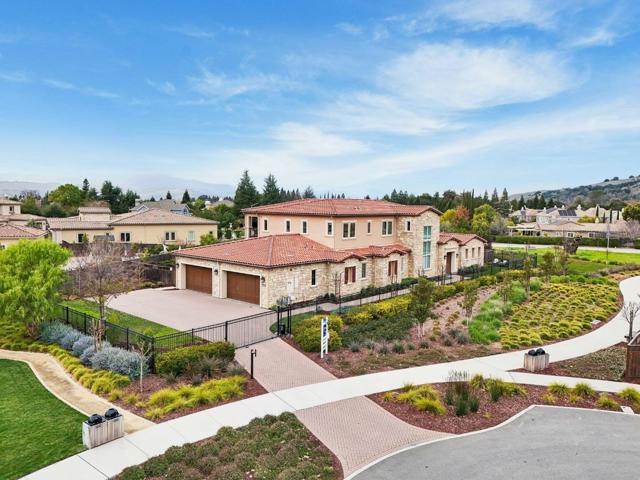 18735 Corte Paterna, Morgan Hill CA: https://media.crmls.org/mediaz/7a6eb358-c0fb-4732-ba85-498c1d94089e.jpg