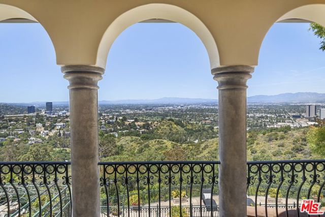 3595 Wonder View Drive, Los Angeles, California 90068, 5 Bedrooms Bedrooms, ,5 BathroomsBathrooms,Single Family Residence,For Sale,Wonder View,24391313