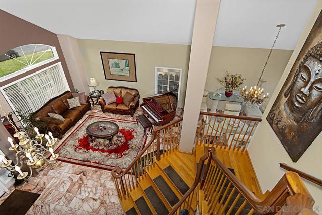 3708 Southridge, Oceanside CA: https://media.crmls.org/mediaz/7a7015cd-f4c5-4ecc-878a-8204c8a714ec.jpg