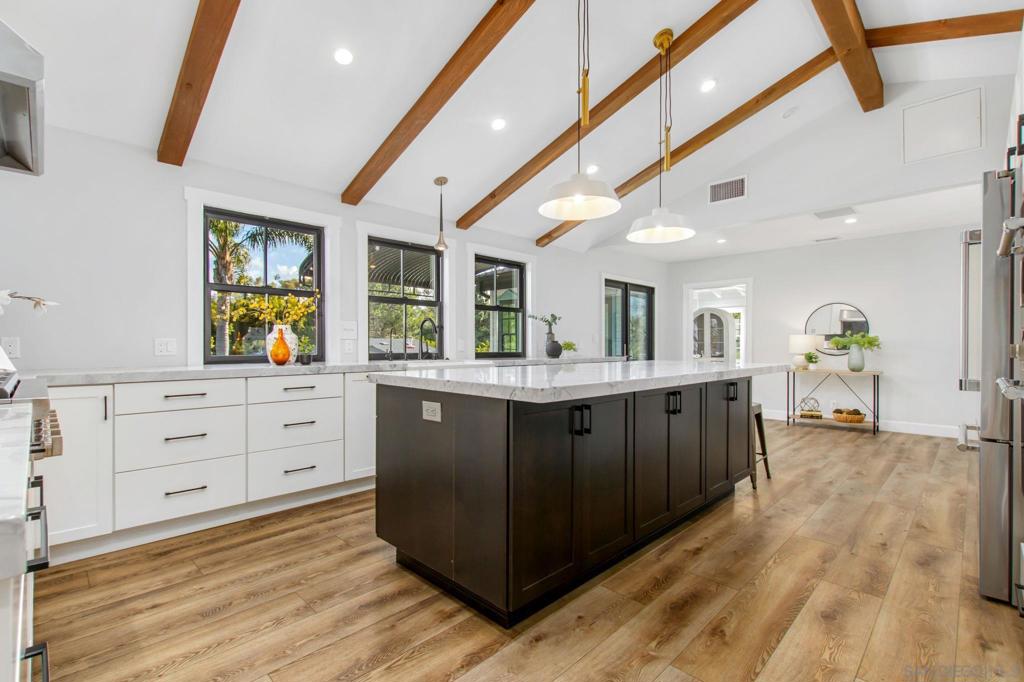 2335 Ivy Rd - photo 17