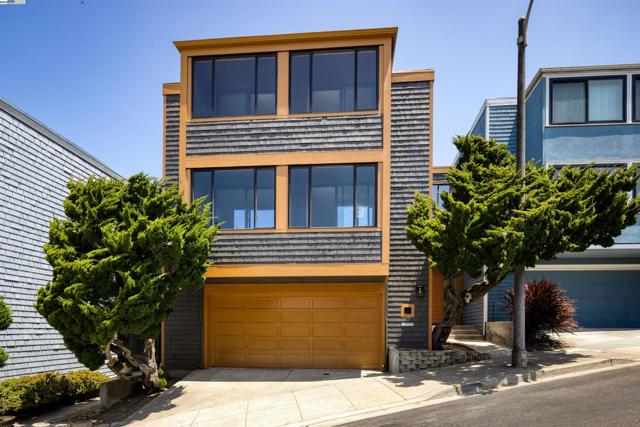 17 Ora Way, San Francisco CA: https://media.crmls.org/mediaz/7a704d09-6ef2-419f-815e-c0ca86c42168.jpg