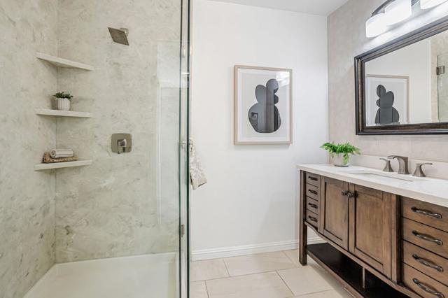 142 Calle Larga, Los Gatos CA: https://media.crmls.org/mediaz/7a725e10-4020-4c3e-8e11-96a85864d739.jpg