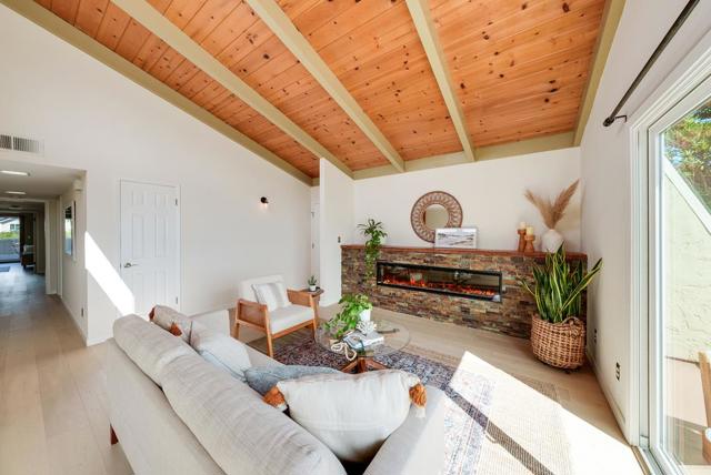 261 Sea Ridge Road, Aptos CA: https://media.crmls.org/mediaz/7a74e659-9955-442c-96b1-c609b0427cc5.jpg
