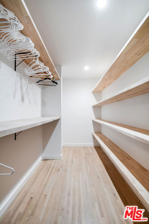 6116 W 85th Place, Los Angeles CA: https://media.crmls.org/mediaz/7a75c782-9649-413f-86b7-c4ad723b8990.jpg