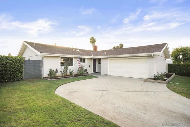 3216 Towser Street, San Diego CA: https://media.crmls.org/mediaz/7a7675dc-406b-487c-977d-62533ff91a75.jpg