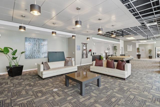 206 Park Blvd, San Diego CA: https://media.crmls.org/mediaz/7a787c20-0c22-4b24-bda2-bb2168fbd927.jpg