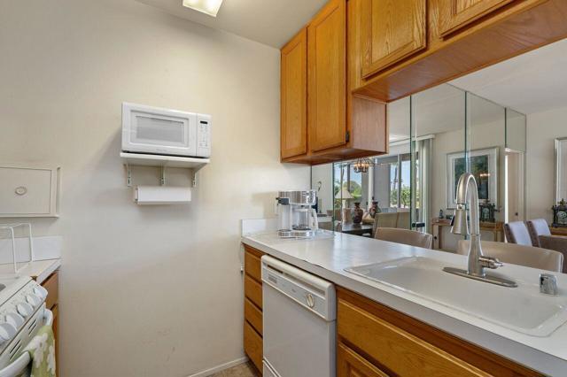 78125 Cabrillo Lane, Indian Wells CA: https://media.crmls.org/mediaz/7a7996c5-b47a-4c37-a021-4021072eb107.jpg