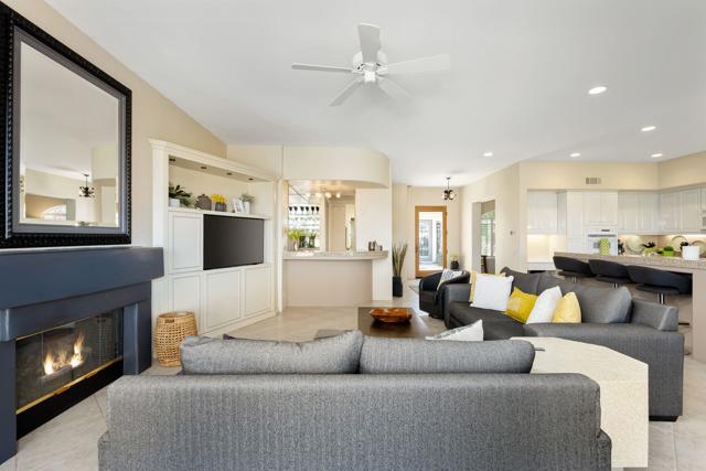 80080 Riviera, La Quinta CA: https://media.crmls.org/mediaz/7a7a38b5-c4a2-4878-82ad-adfb72f9b2cd.jpg