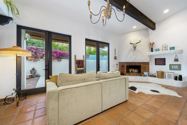 53845 Avenida Cortez, La Quinta CA: https://media.crmls.org/mediaz/7a7a52fb-71e3-4437-b411-35f18e8e0435.jpg