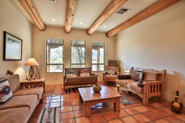 187 Verbena Dr, Borrego Springs CA: https://media.crmls.org/mediaz/7a7a5d31-78e8-4010-8a48-ffc1bd06d851.jpg