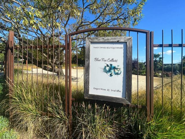 14 Laguna Robles, Carmel Valley CA: https://media.crmls.org/mediaz/7a7b9951-7f89-4abf-b921-099f9824a39d.jpg