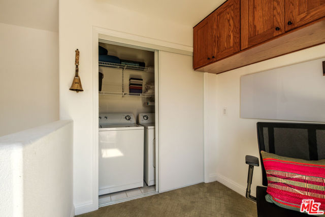 14322 Dickens Street, 2 photo 41