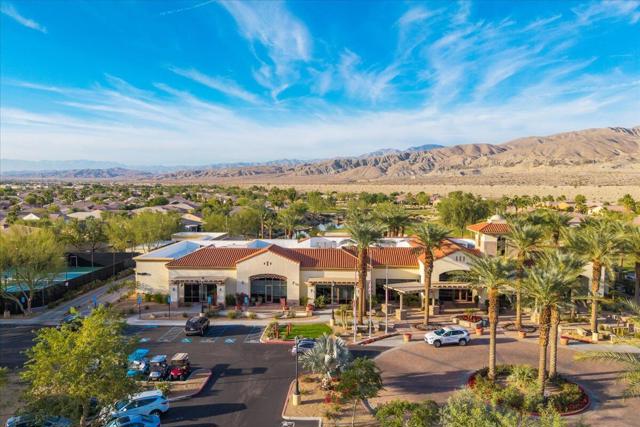 39048 Camino Orquesta, Indio CA: https://media.crmls.org/mediaz/7a7d0685-d068-4751-aab6-63f4707741ed.jpg