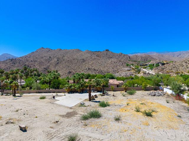 49425 Jfk Trail Trail, Palm Desert CA: https://media.crmls.org/mediaz/7a7d5195-2c85-45e3-936f-113ecd657037.jpg