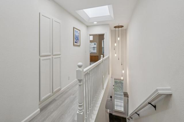 600 Willow Road, Menlo Park CA: https://media.crmls.org/mediaz/7a7e12be-d97f-4950-8e94-c7a96c26dfe6.jpg