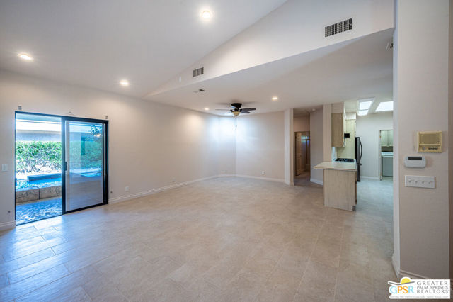 Image 8 of 47 For 1399 Via Donna