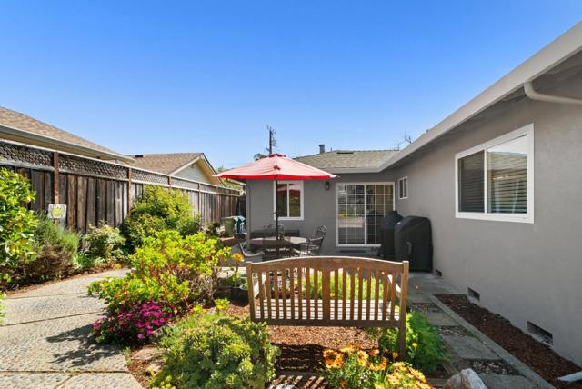 2975 Mattison Lane, Santa Cruz CA: https://media.crmls.org/mediaz/7a7efb55-7aca-416a-af70-c92143df107f.jpg