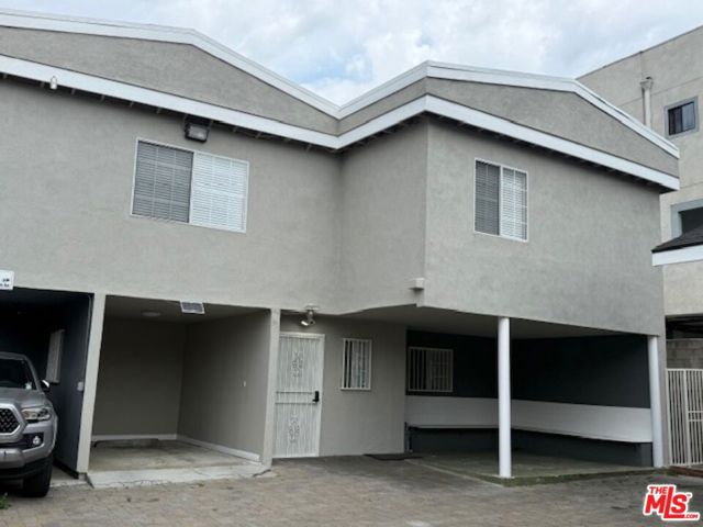 1128 Irolo Street, Los Angeles CA: https://media.crmls.org/mediaz/7a7f0e5b-41ff-44ed-b46b-71900f599b29.jpg