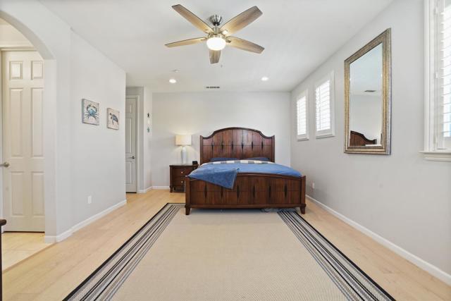 2264 Star Lilly Court, Brentwood CA: https://media.crmls.org/mediaz/7a7f9ceb-723b-48f6-b906-e1b44e2be086.jpg