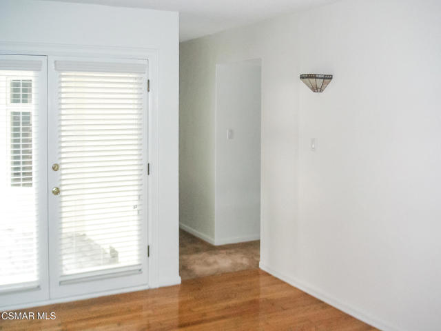 3411 Mclaughlin Avenue, Los Angeles CA: https://media.crmls.org/mediaz/7a8073c0-c861-468c-a134-330b3ce025f6.jpg