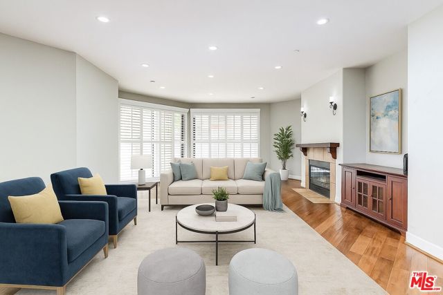 1310 Armacost Avenue, Los Angeles CA: https://media.crmls.org/mediaz/7a808af9-e07c-4994-8c7f-5ac10fac2b0b.jpg