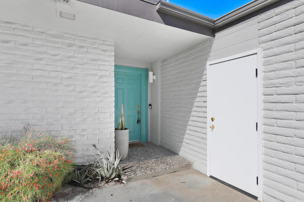 MLS #219137031DA image #2