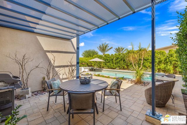 702 Axis Way, Palm Springs CA: https://media.crmls.org/mediaz/7a81edc9-f2d2-49f4-8a4c-5f69cf048068.jpg