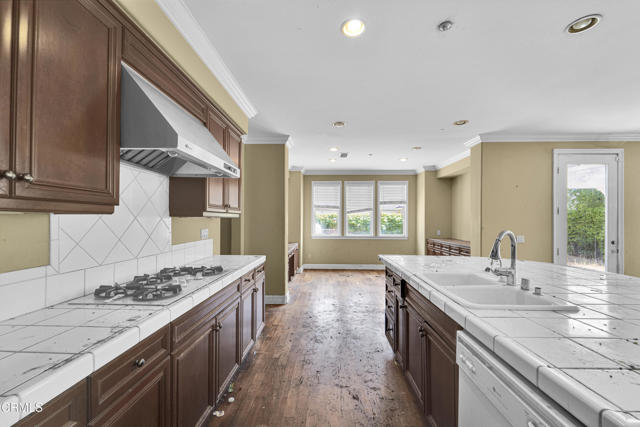 Detail Gallery Image 20 of 40 For 14166 Maya Cir, Moorpark,  CA 93021 - 4 Beds | 3 Baths