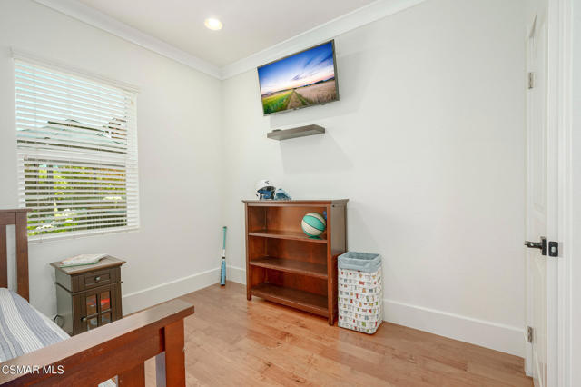 650 Astera Court, Newbury Park CA: https://media.crmls.org/mediaz/7a839d2f-f8d5-4994-bb86-c18caac419c7.jpg