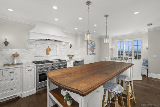 2045 W California St, San Diego CA: https://media.crmls.org/mediaz/7a843fe7-d5d4-48df-8e1c-c48f61195528.jpg