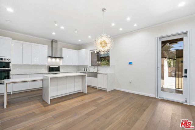1810 Westmoreland Boulevard, Los Angeles CA: https://media.crmls.org/mediaz/7a85d3e4-886a-49cf-a5d0-0c0eb0053c3f.jpg