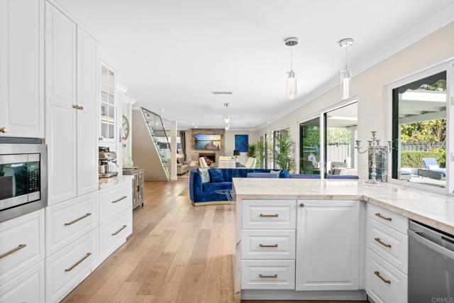 Detail Gallery Image 24 of 48 For 3865 Cadden Way, San Diego,  CA 92117 - 4 Beds | 2/1 Baths