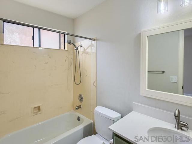 2630 Erie St, San Diego CA: https://media.crmls.org/mediaz/7a86cf69-6957-4f81-9a02-e6ca4f6c7e38.jpg