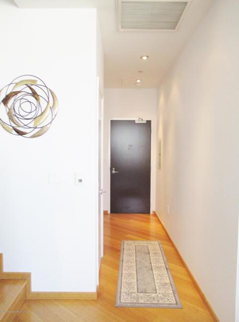 Detail Gallery Image 5 of 33 For 1100 Wilshire Bld #2203,  Los Angeles,  CA 90017 - 1 Beds | 1 Baths