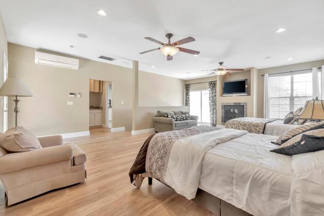 3848 Mariposa Drive, Clearlake CA: https://media.crmls.org/mediaz/7a87d580-32bf-42b2-8504-207405d0888c.jpg