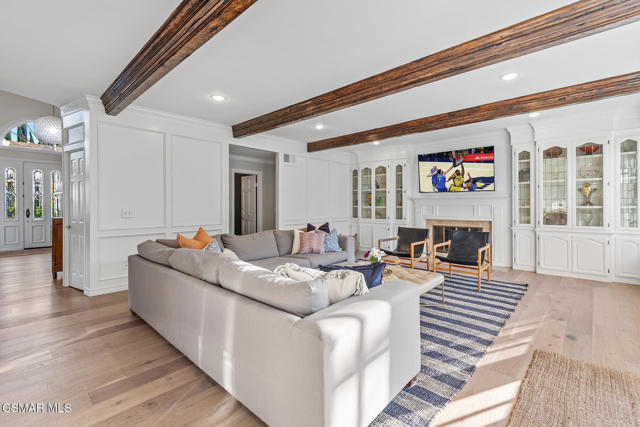29621 Ridgeway Drive, Agoura Hills CA: https://media.crmls.org/mediaz/7a88c74e-ba38-4ad0-8fe9-ae31ae3acb43.jpg