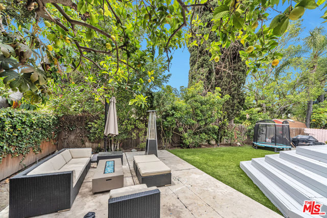 3938 Tracy Street, Los Angeles CA: https://media.crmls.org/mediaz/7a88ef98-4b6f-45b7-a5af-d0014d74e43b.jpg