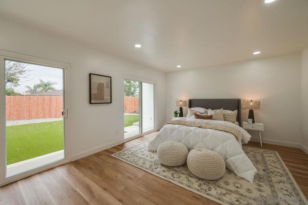 MLS #250034305SD img 19