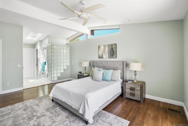 3539 Mount Laurence Dr, San Diego CA: https://media.crmls.org/mediaz/7a8a1756-ce74-443b-a63f-521718450cb6.jpg