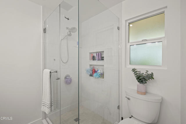 1110 Coronet Avenue, Pasadena CA: https://media.crmls.org/mediaz/7a8a3190-8af9-4f59-90f2-e2139cbd1015.jpg