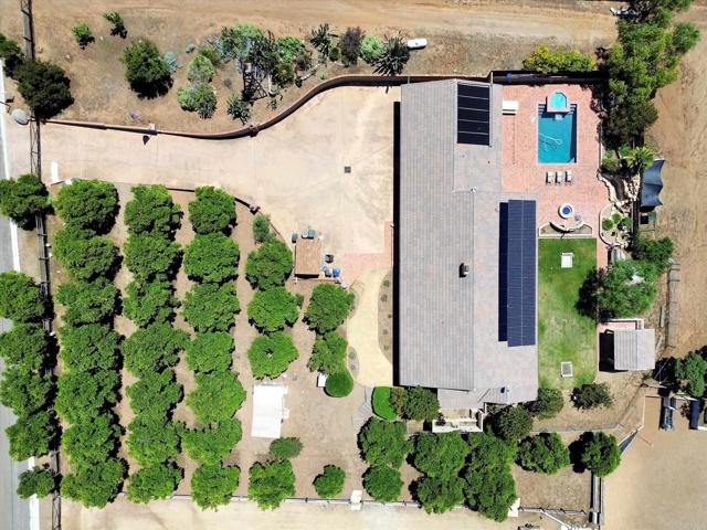 29481 Miller Road, Valley Center CA: https://media.crmls.org/mediaz/7a8a9f10-33a9-4493-adab-9d78f1b79a60.jpg